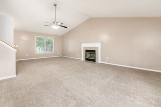 8607 Clover Glade Dr in Lewis Center, OH - Building Photo - Building Photo