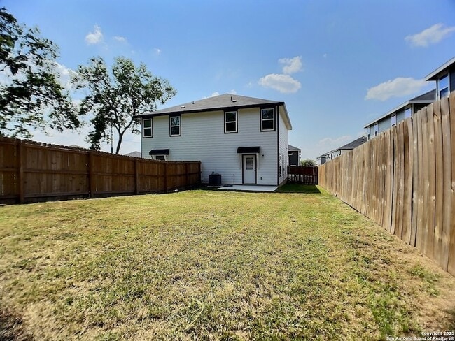 7935 Dial Ike Dr in San Antonio, TX - Building Photo - Building Photo