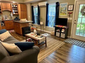 2216 Plantation Ln in Atlanta, GA - Building Photo - Building Photo