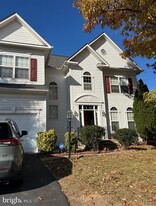 16500 Telescope Ln in Dumfries, VA - Foto de edificio - Building Photo