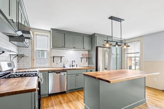 14 Horace St in Boston, MA - Foto de edificio - Building Photo