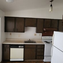 Park Avenue Apartments in West Mifflin, PA - Foto de edificio - Building Photo