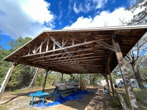 2894 River Lake Dr in Chipley, FL - Foto de edificio - Building Photo