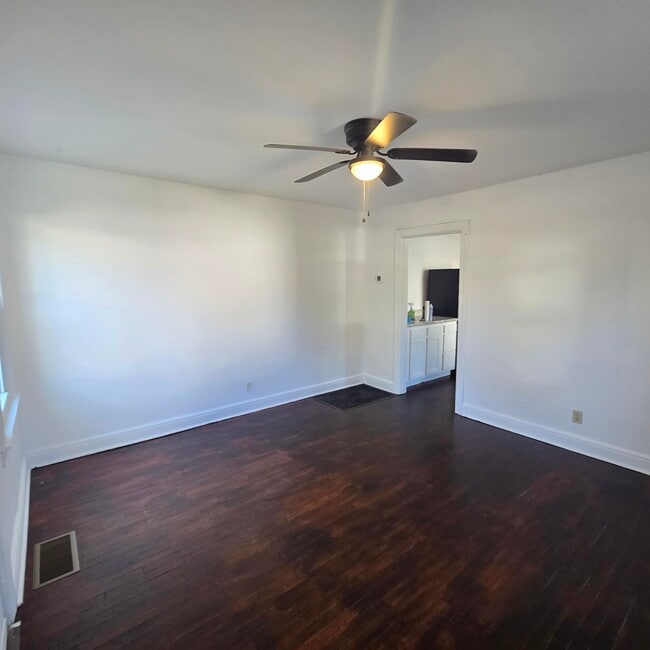 property at 170 Myrtle Ave