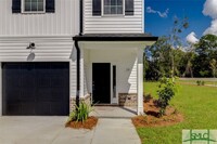 33 Woods Ct in Hinesville, GA - Foto de edificio - Building Photo