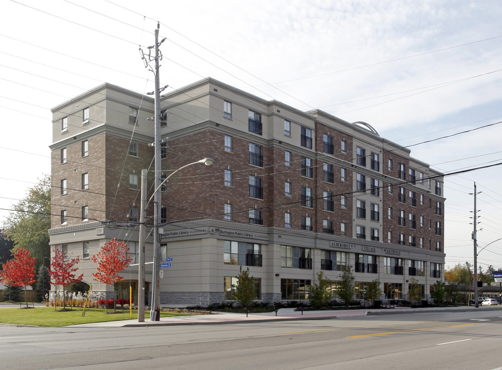 Aldershot Village in Burlington, ON - Building Photo