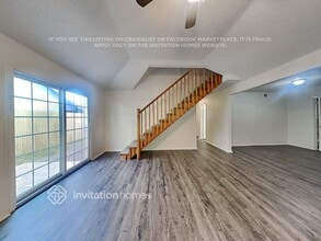 16811 Tranquil Dr in Sugar Land, TX - Foto de edificio - Building Photo