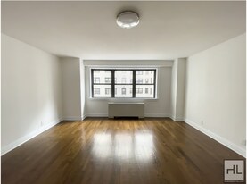 East 89 Street in New York, NY - Building Photo