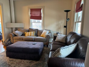 5-7 Abbott St in Lebanon, NH - Foto de edificio - Building Photo