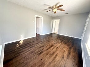 2512 Hazel St in Lake Charles, LA - Building Photo - Building Photo