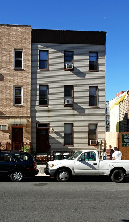 322 19th St in Brooklyn, NY - Building Photo