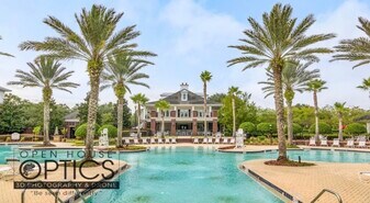 785 Oakleaf Plantation Pkwy in Orange Park, FL - Building Photo