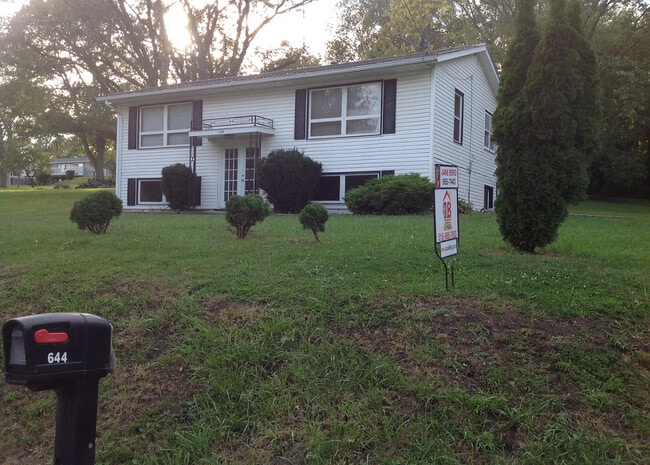 644 2nd St NW in Fort Dodge, IA - Foto de edificio - Building Photo