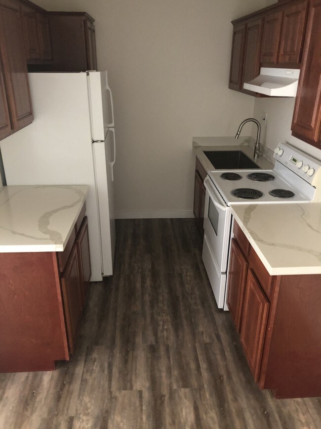 963 W Tennyson Rd Apartments and Nearby Hayward Apartments For Rent