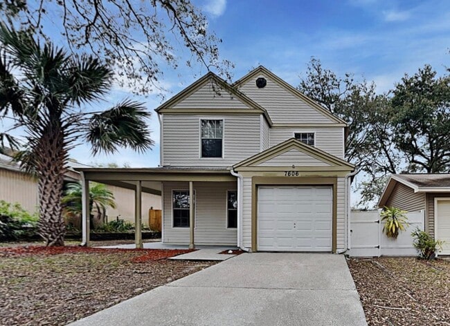 property at 7604 Glades Ct
