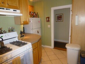 1559 Beacon St, Unit 1555-8 in Brookline, MA - Building Photo - Building Photo