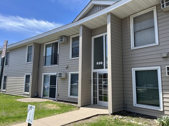 property at 930 6th St S