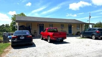 129 Co Rd 102 in Athens, TN - Building Photo