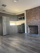 42 Ferry St, Unit 2A in Newark, NJ - Building Photo - Building Photo