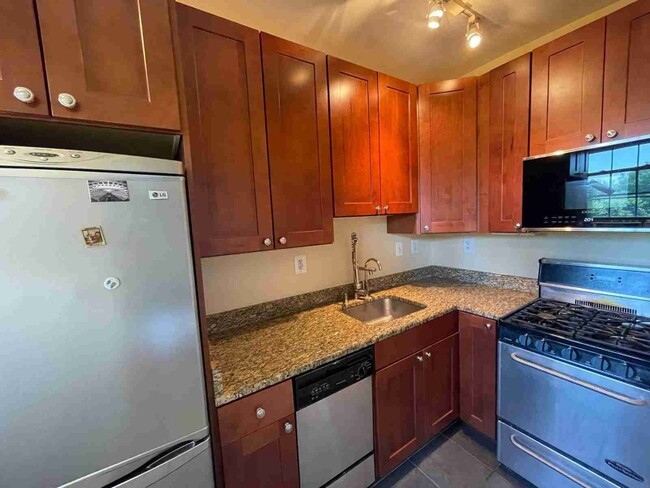 property at 3314 Mt Pleasant St NW