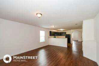 77090 Crosscut Wy in Yulee, FL - Foto de edificio - Building Photo