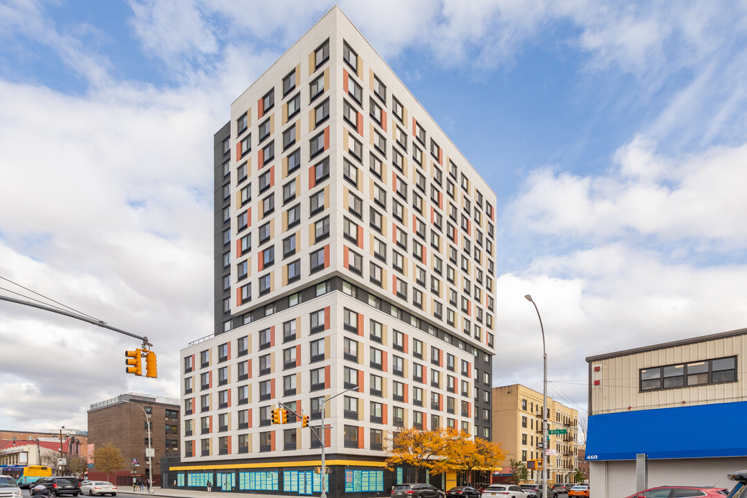 Betances VI Family Residences in Bronx, NY - Foto de edificio