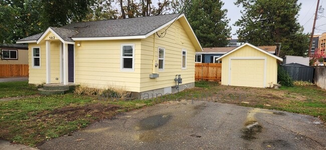 property at 502 E 40th St