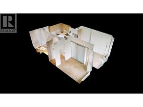 567 Clarke Rd in Burnaby, BC - Building Photo - Building Photo