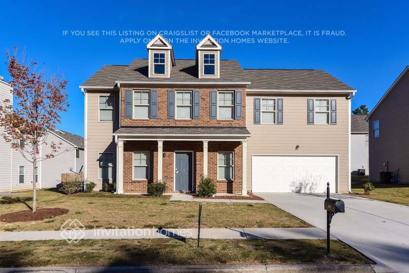 4172 Oak Field Dr in Loganville, GA - Building Photo