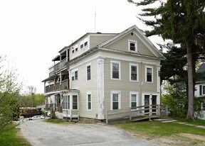 40 Court St in Bath, ME - Building Photo