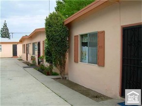 8334-8338 Eastern Ave in Bell Gardens, CA - Building Photo - Building Photo