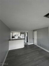2829 Santa Barbara Blvd in Cape Coral, FL - Building Photo - Building Photo