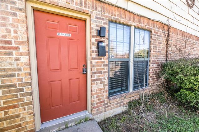 1912 Dorothy Ln in Fort Worth, TX - Building Photo - Building Photo
