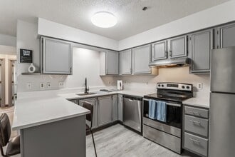 The Forum At Lincoln in Iowa City, IA - Building Photo - Interior Photo