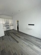 23615 Haynes St in Los Angeles, CA - Building Photo - Building Photo