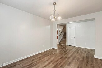 817 Leatherstone Ln in Fuquay Varina, NC - Building Photo - Building Photo