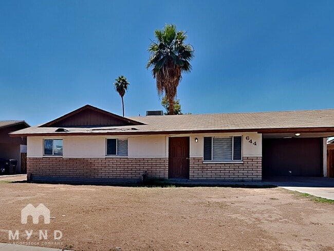 property at 644 S Hill