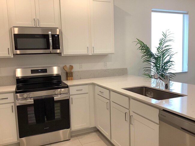 13431 Amber Waves Ave in Delray Beach, FL - Building Photo - Building Photo
