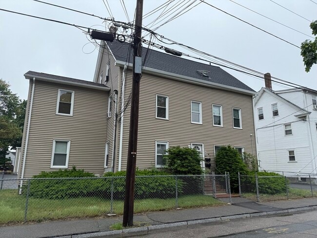 property at 43 Park St