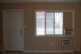 2816 Marlin Ave, Unit 1 in Las Vegas, NV - Building Photo - Building Photo