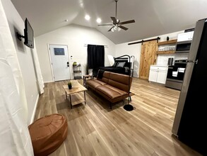 550 N Tacoma Ave in Tulsa, OK - Foto de edificio - Building Photo