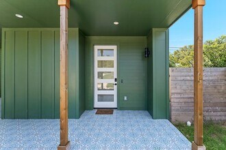 7603 Creston Ln in Austin, TX - Building Photo - Building Photo