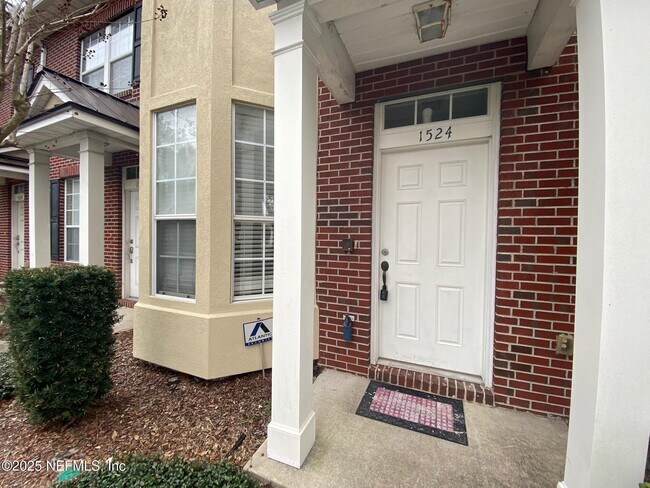 1524 Fieldview Dr in Jacksonville, FL - Building Photo - Building Photo