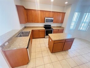 3847 Golden Knot Dr in Kissimmee, FL - Building Photo - Building Photo