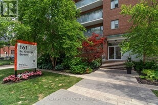 161 St George St in Toronto, ON - Building Photo