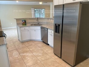 1808 Maeve Cir in West Melbourne, FL - Foto de edificio - Building Photo