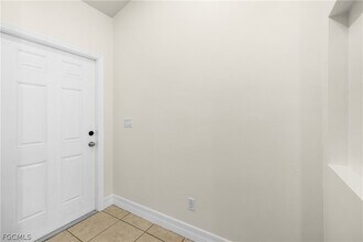 902 SW 39th Terrace in Cape Coral, FL - Building Photo - Building Photo