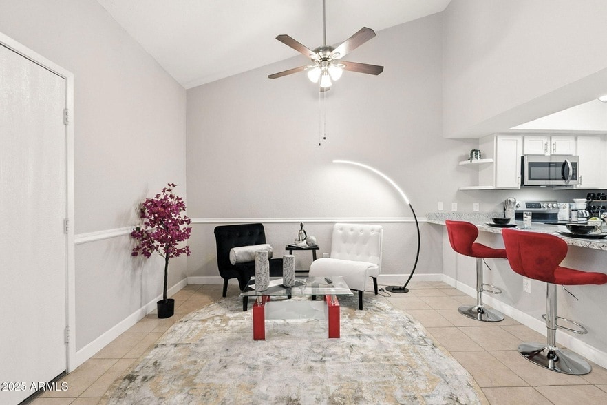 8004 N 32nd Dr in Phoenix, AZ - Building Photo