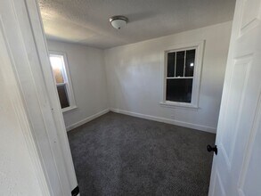 319 Levin Dr in Sauget, IL - Building Photo - Building Photo