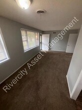 3039 Knightway Rd in Memphis, TN - Building Photo - Building Photo